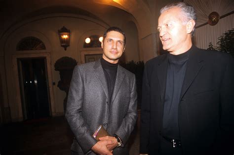 gioanni versace|gianni versace partner.